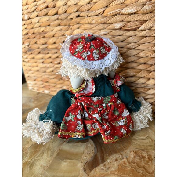 Porcelain faced Christmas Bunny - Picture 3 of 6